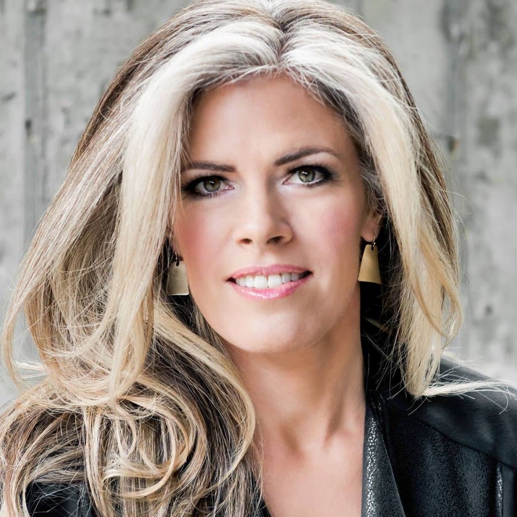Adrienne Osborn – Voice and Performance Coach