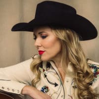 Leslie Tom, Classic Country